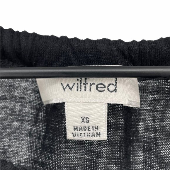 Wilfred Aritzia black halter swing gathered neck relaxed tank top extra small - Picture 9 of 10